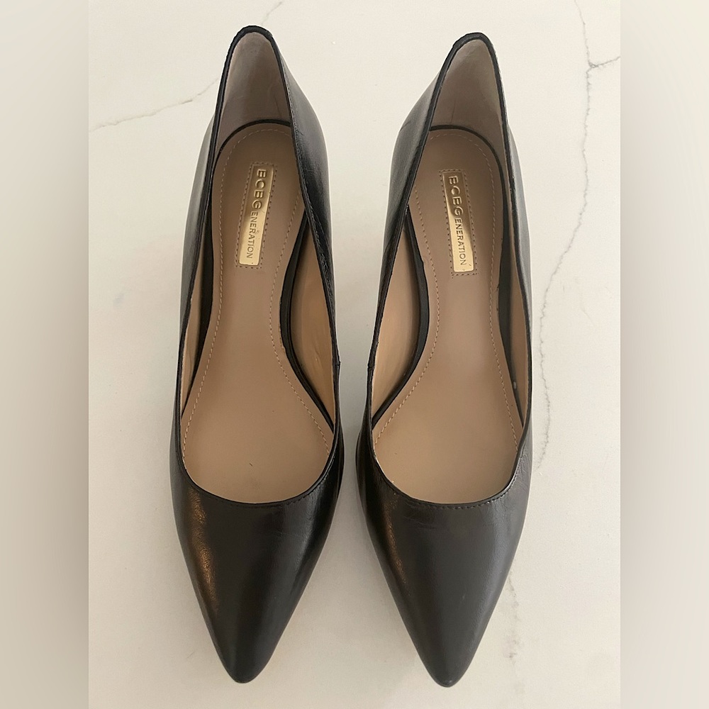 BCBGeneration Black pumps